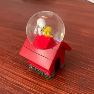 Minature Snoopy and Woodstock Snowglobe